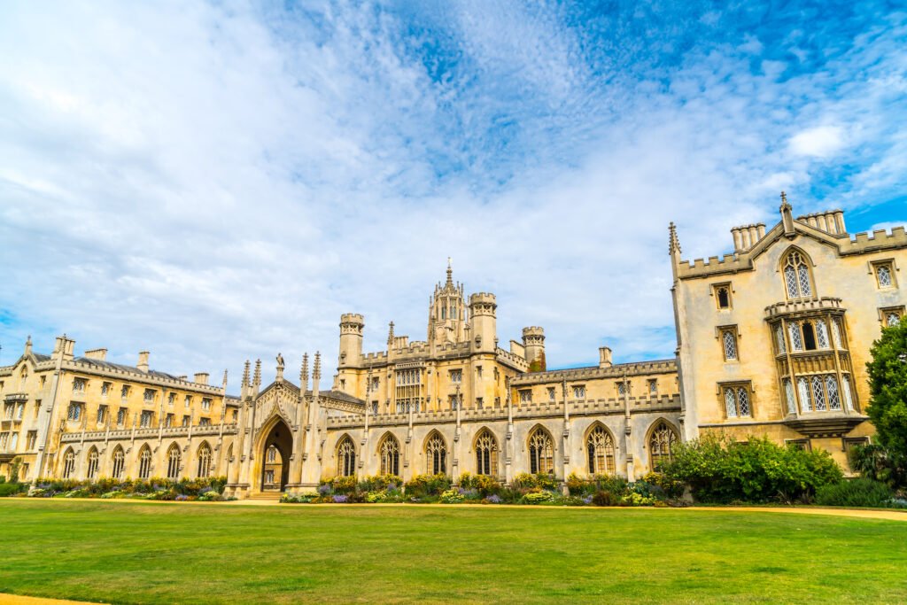 Study Abroad. International universities to study in 2024. Write Right's SOP writing service.